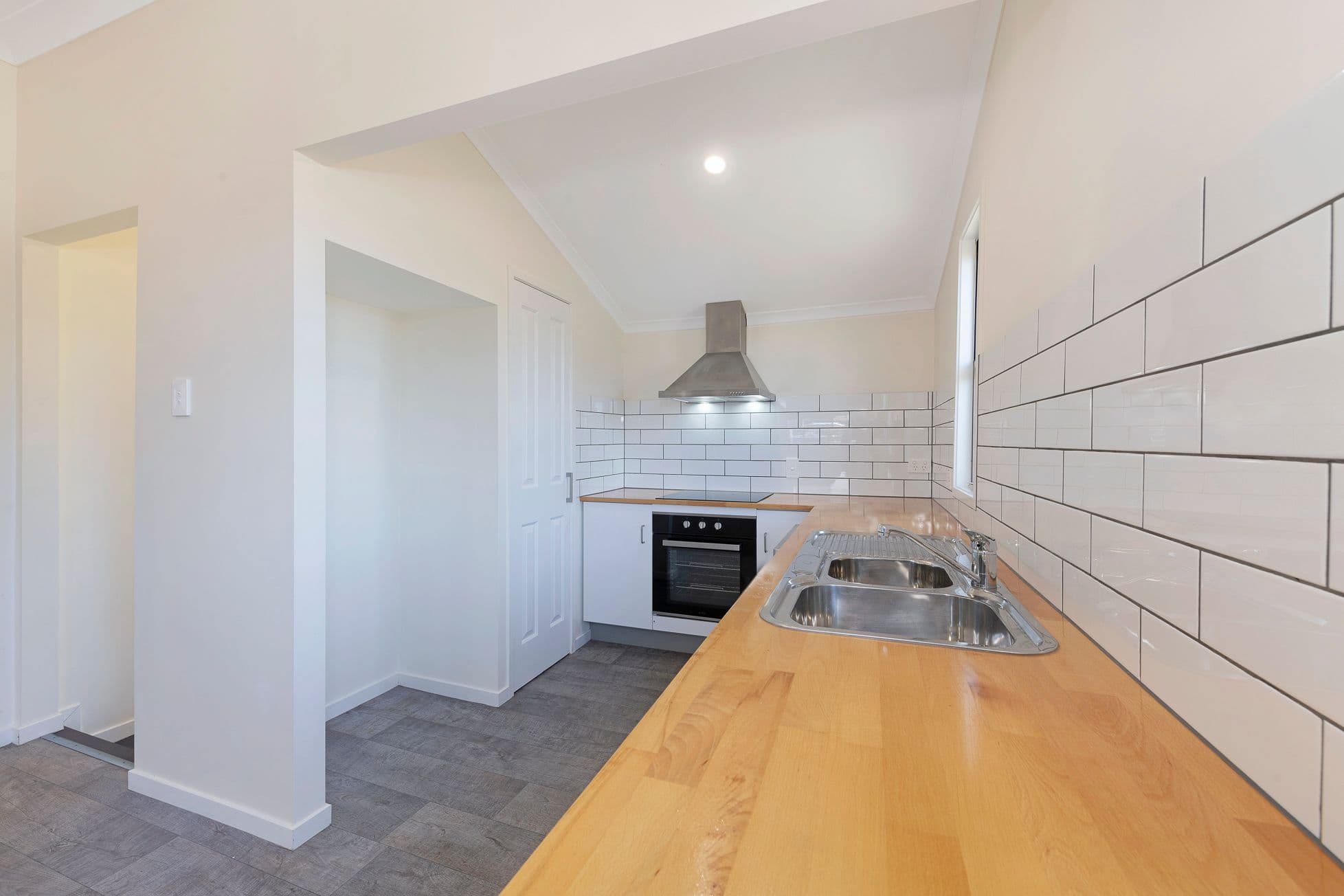 10 Brand Street, Walkervale QLD 4670, Walkervale - Thumbnail 7