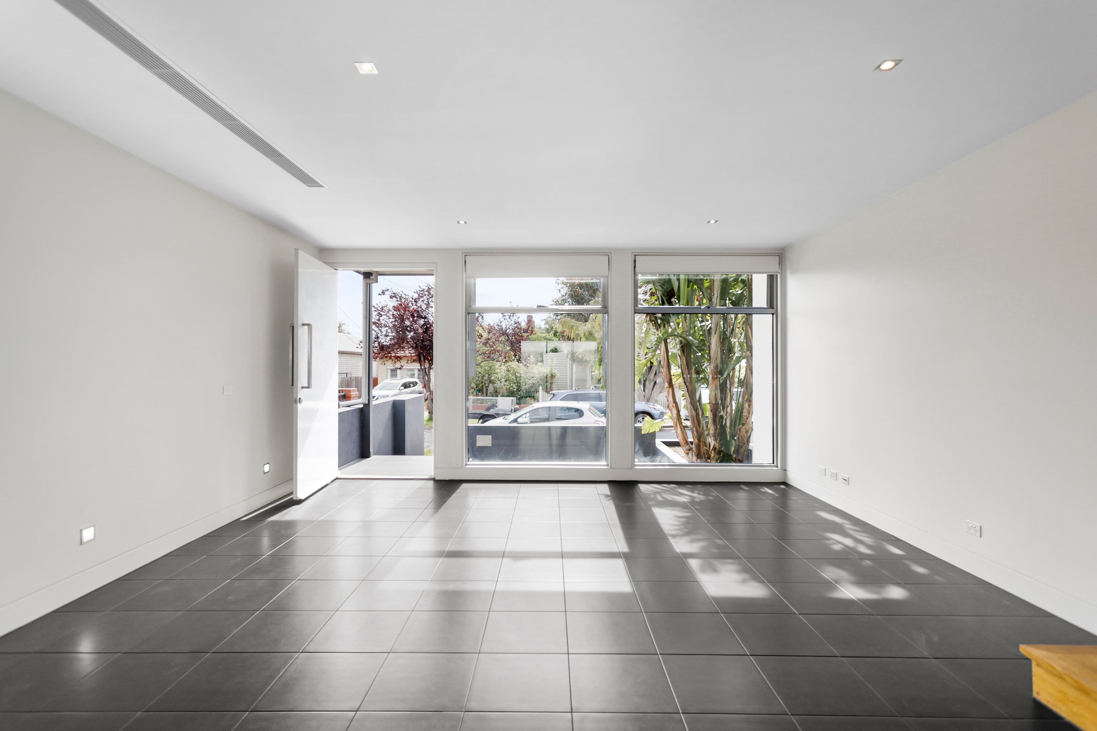 28 Durkin Street, Newport VIC 3015, Newport - Thumbnail 4