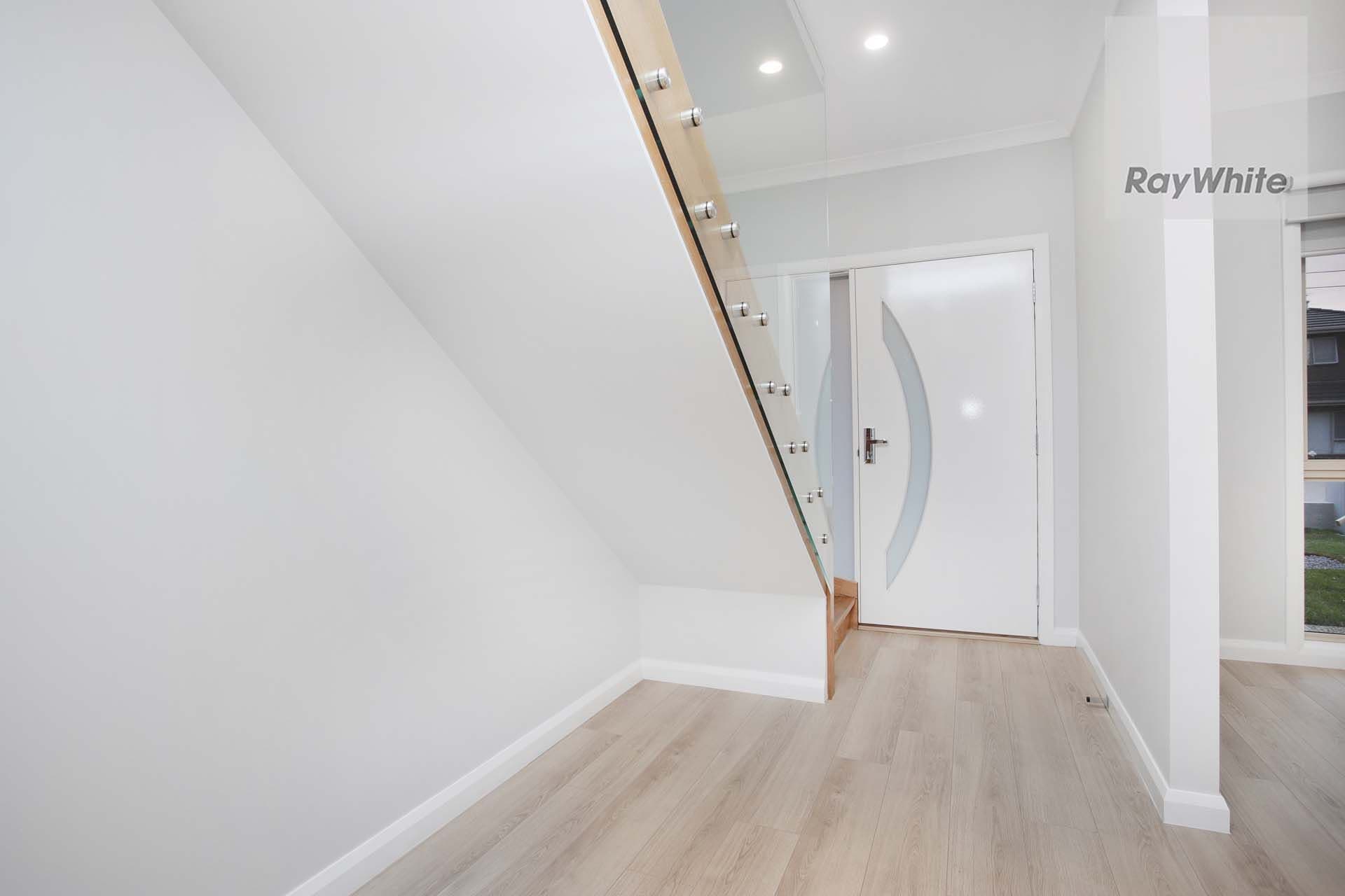 30 Waratah Avenue, Tullamarine VIC 3043, Tullamarine - Thumbnail 5