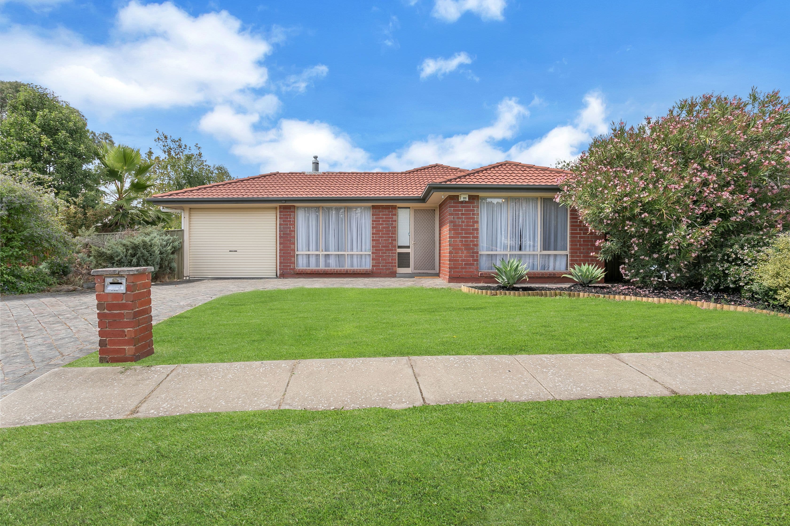 16 Hartog Street, Woodcroft SA 5162, Woodcroft - Image 1