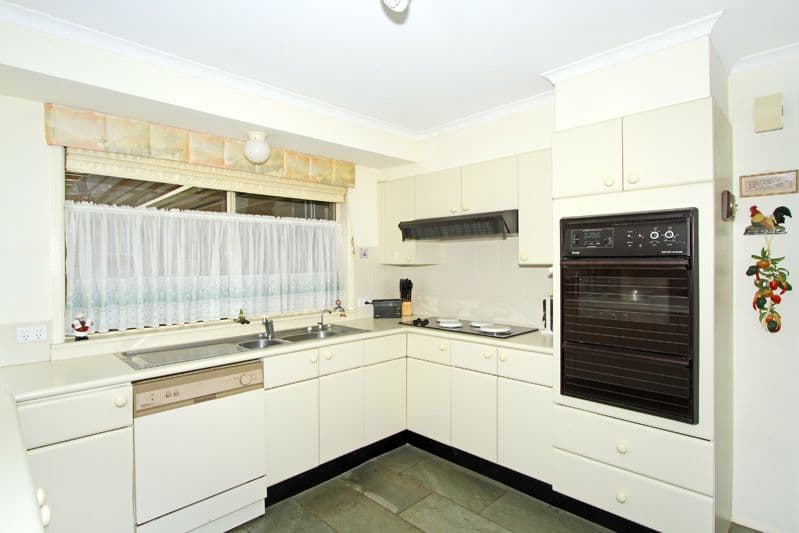 13 Morris Crescent, BONNELLS BAY NSW 2264, Bonnells Bay - Thumbnail 5