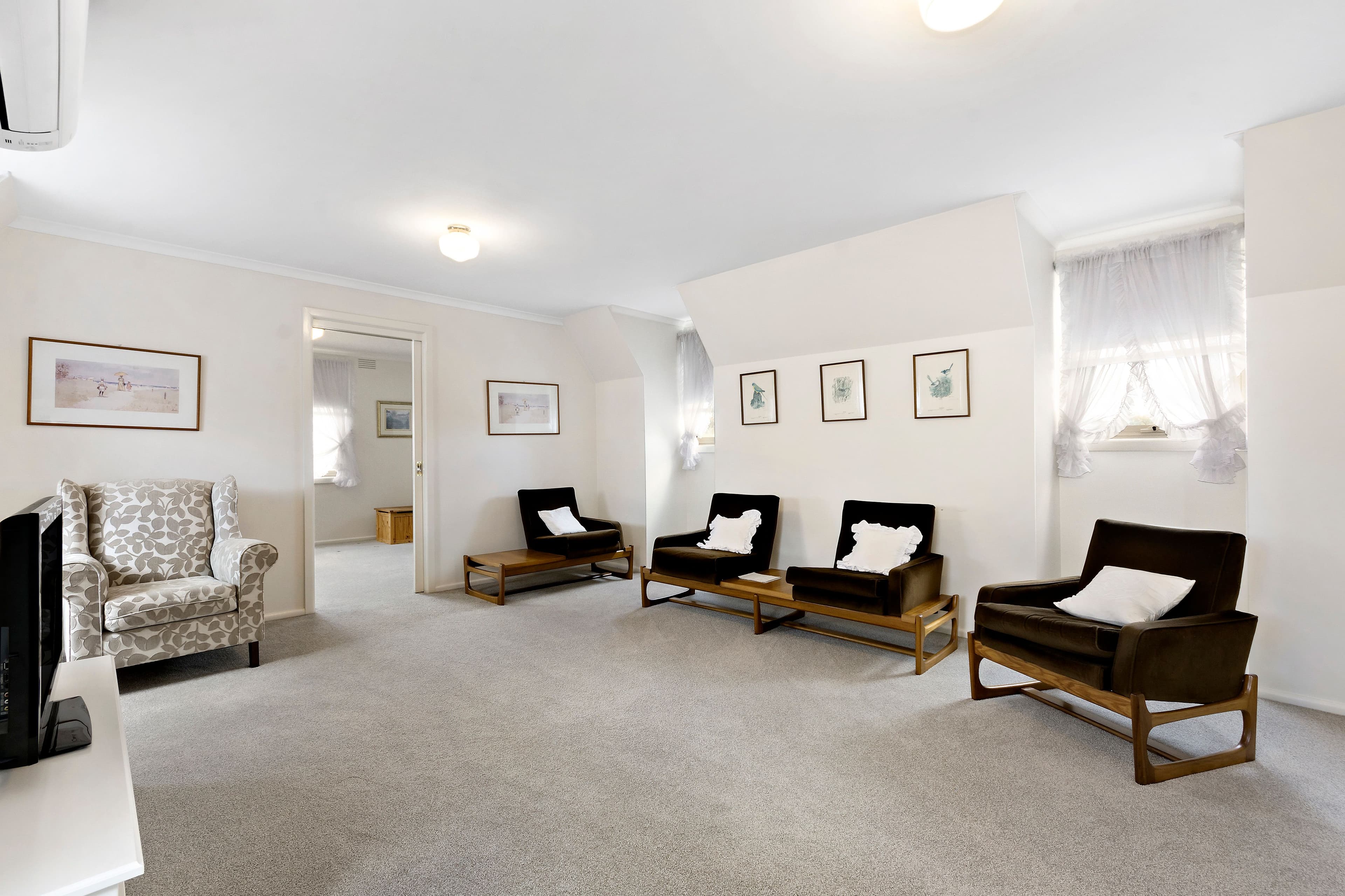 13 Adrian Street, Chadstone VIC 3148, Chadstone - Thumbnail 2