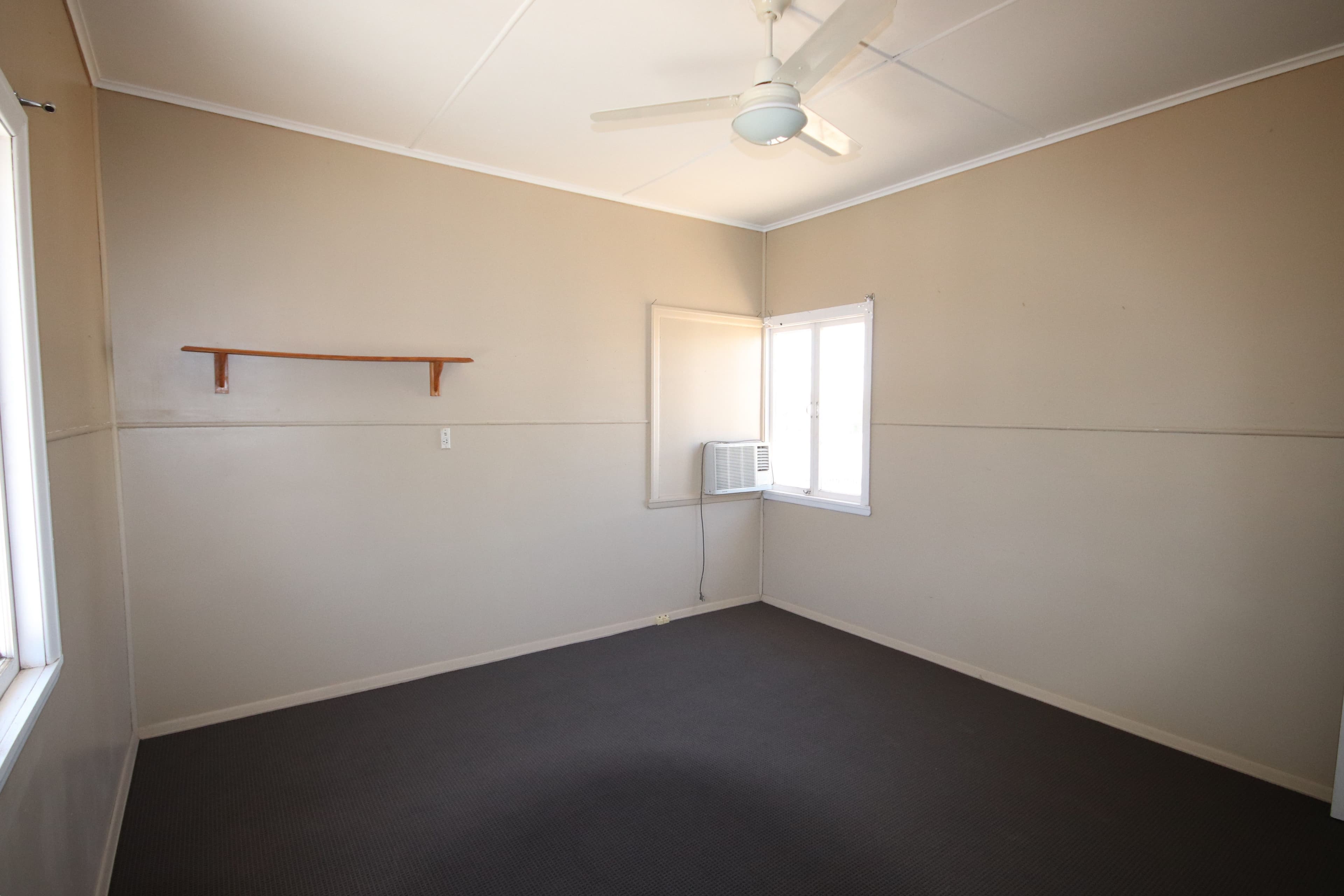 9 Hodgkinson Street, Eidsvold QLD 4627, Eidsvold - Thumbnail 5