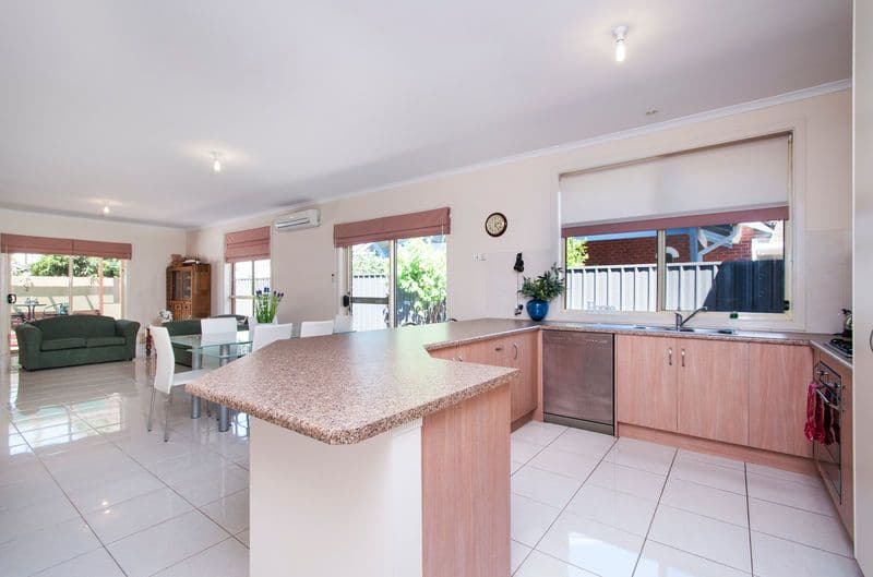 5 Mavis Avenue, SOUTH PLYMPTON SA 5038, South Plympton - Thumbnail 2