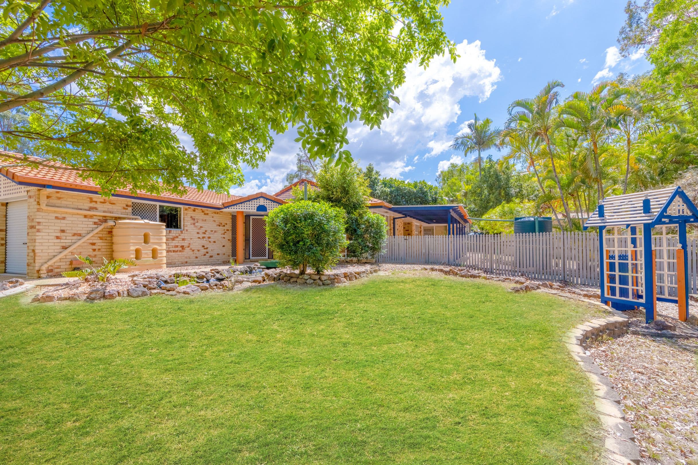 6 Cressbrook Street, Forest Lake QLD 4078, Forest Lake - Thumbnail 2