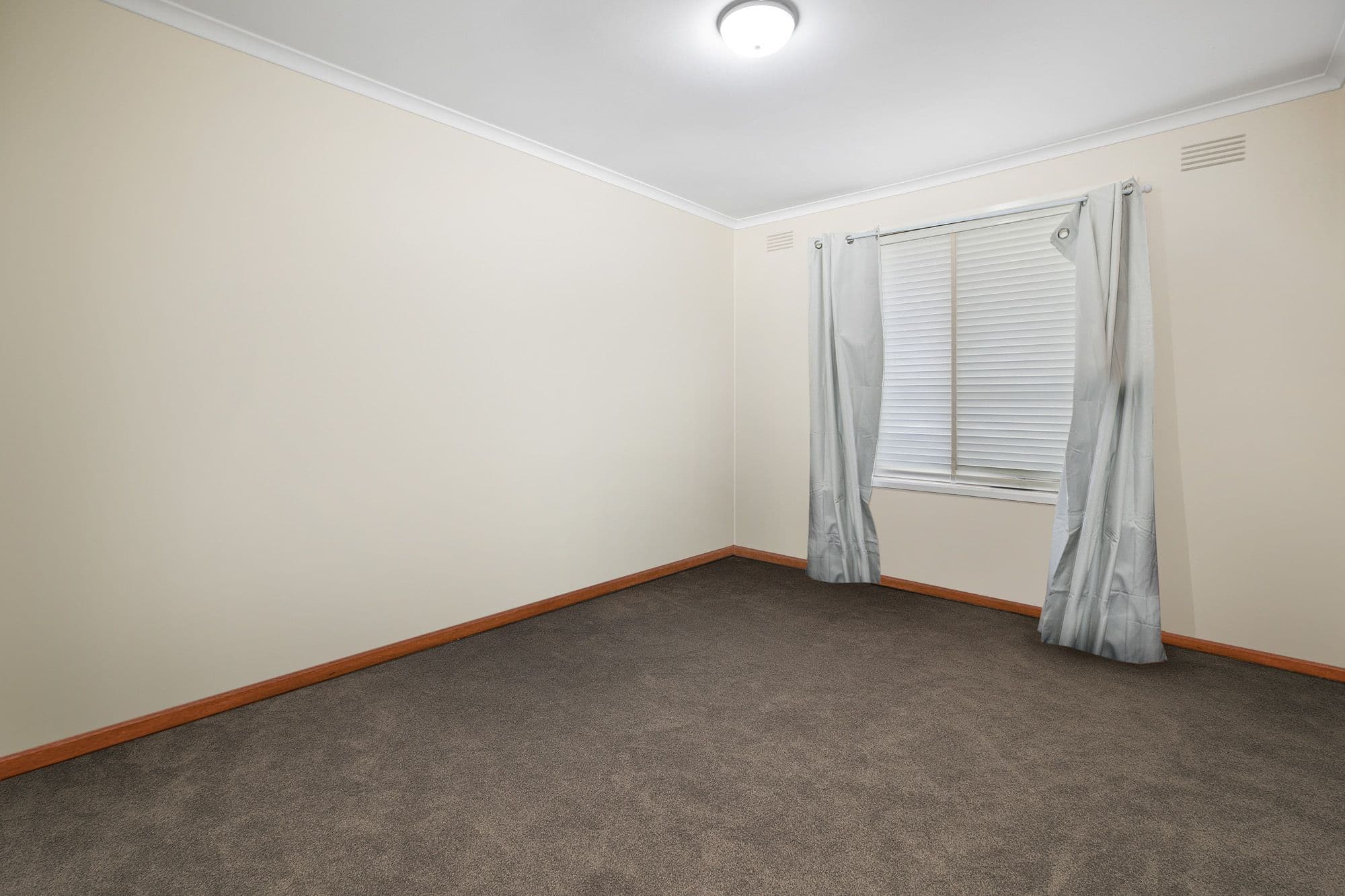 13 Hogan Grove, Werribee VIC 3030, Werribee - Thumbnail 5