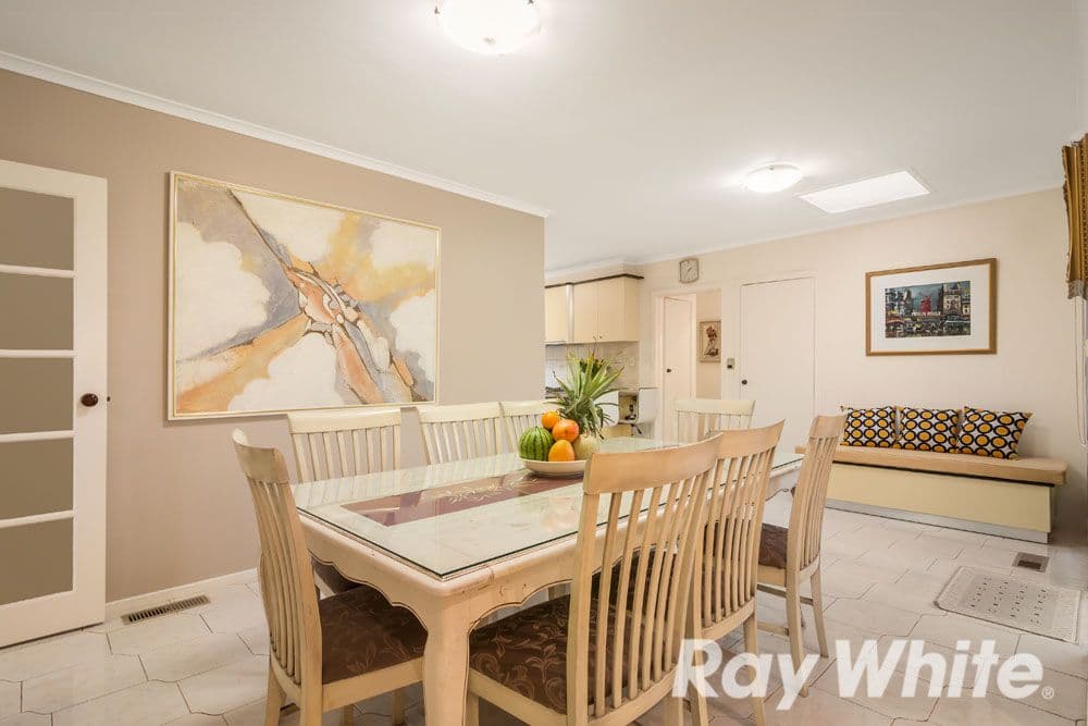 7 Saxon Avenue, Wantirna VIC 3152, Wantirna - Thumbnail 4