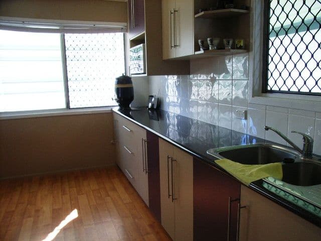 9 Parker Street, SOUTH MACKAY QLD 4740, South Mackay - Thumbnail 7
