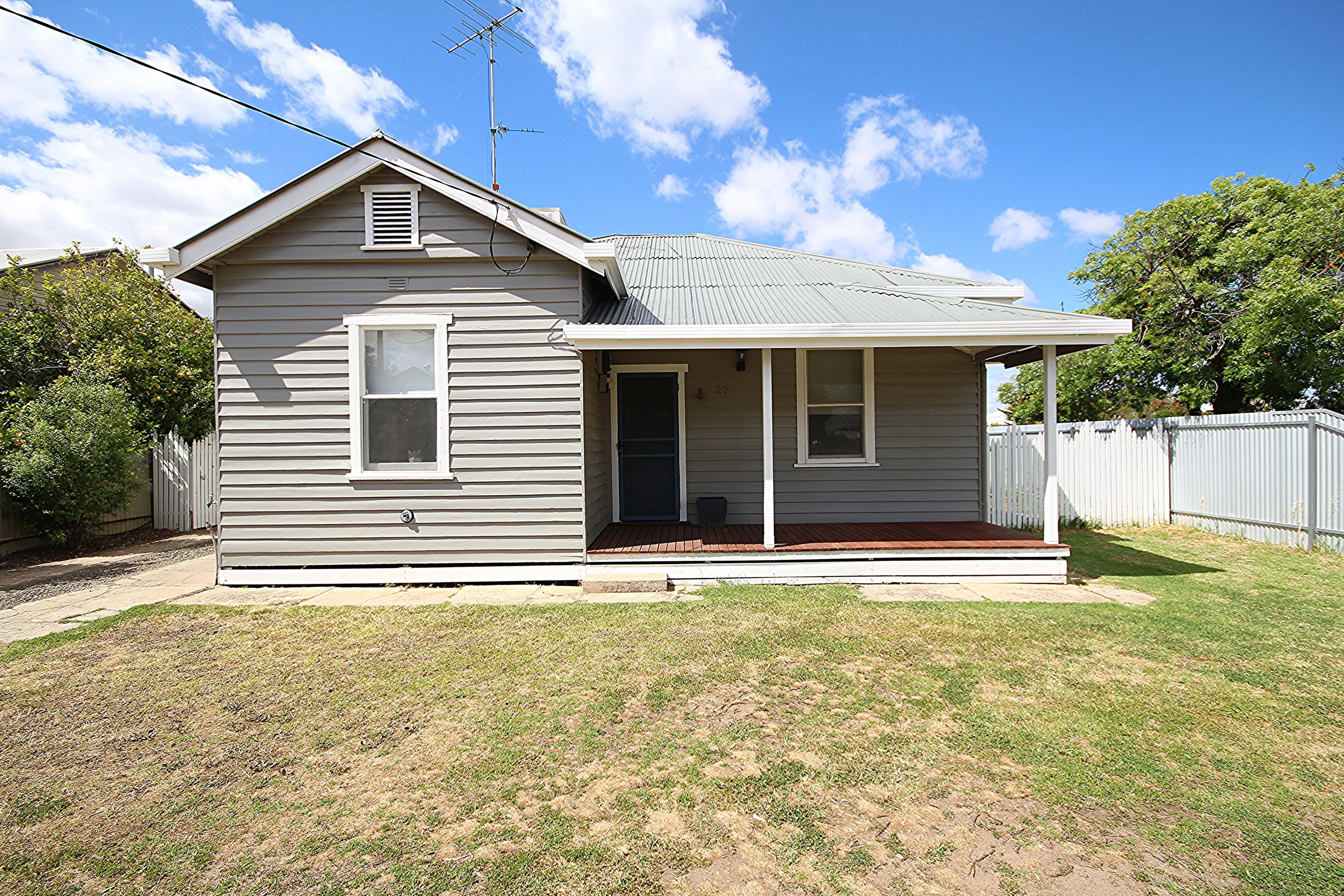 23 Edward Street, Horsham VIC 3400, Horsham - Image 1