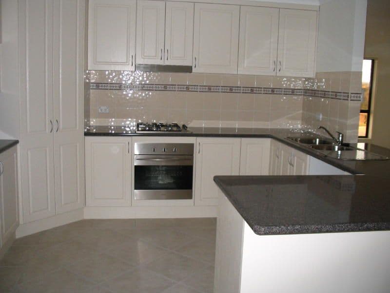 1-3 Giugni Place, YOUNG NSW 2594, Young - Thumbnail 3