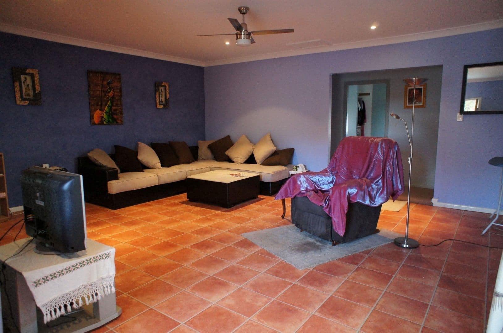 17 Busby Street, CONDOBOLIN NSW 2877, Condobolin - Thumbnail 2