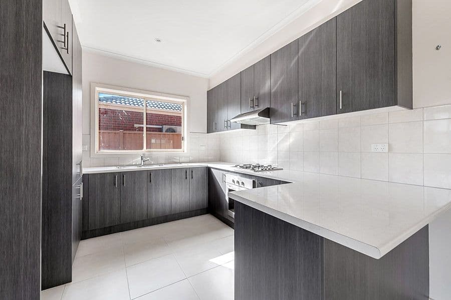 8 Healesville Loop, Craigieburn VIC 3064, Craigieburn - Thumbnail 2