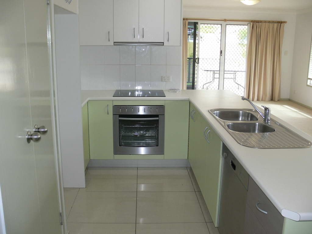 3 Edward Street, ESK QLD 4312, Esk - Thumbnail 3
