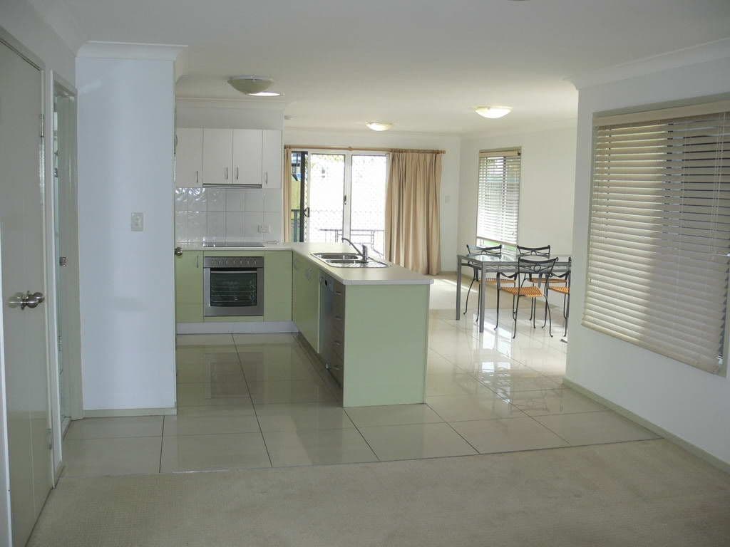 3 Edward Street, ESK QLD 4312, Esk - Thumbnail 5