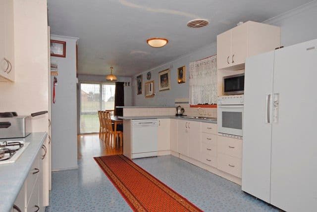 32 Nelson Road, LILYDALE VIC 3140, Lilydale - Thumbnail 3