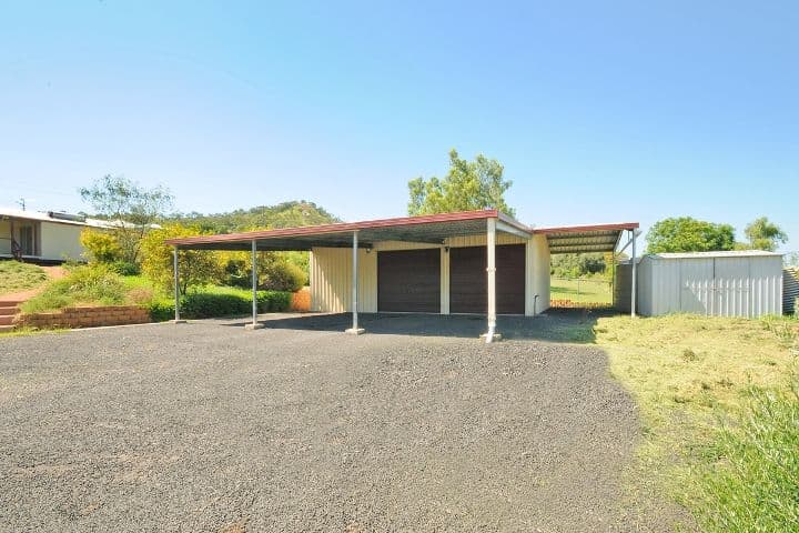 11 Emmanulla Drive, KINGSTHORPE QLD 4400, Kingsthorpe - Thumbnail 3