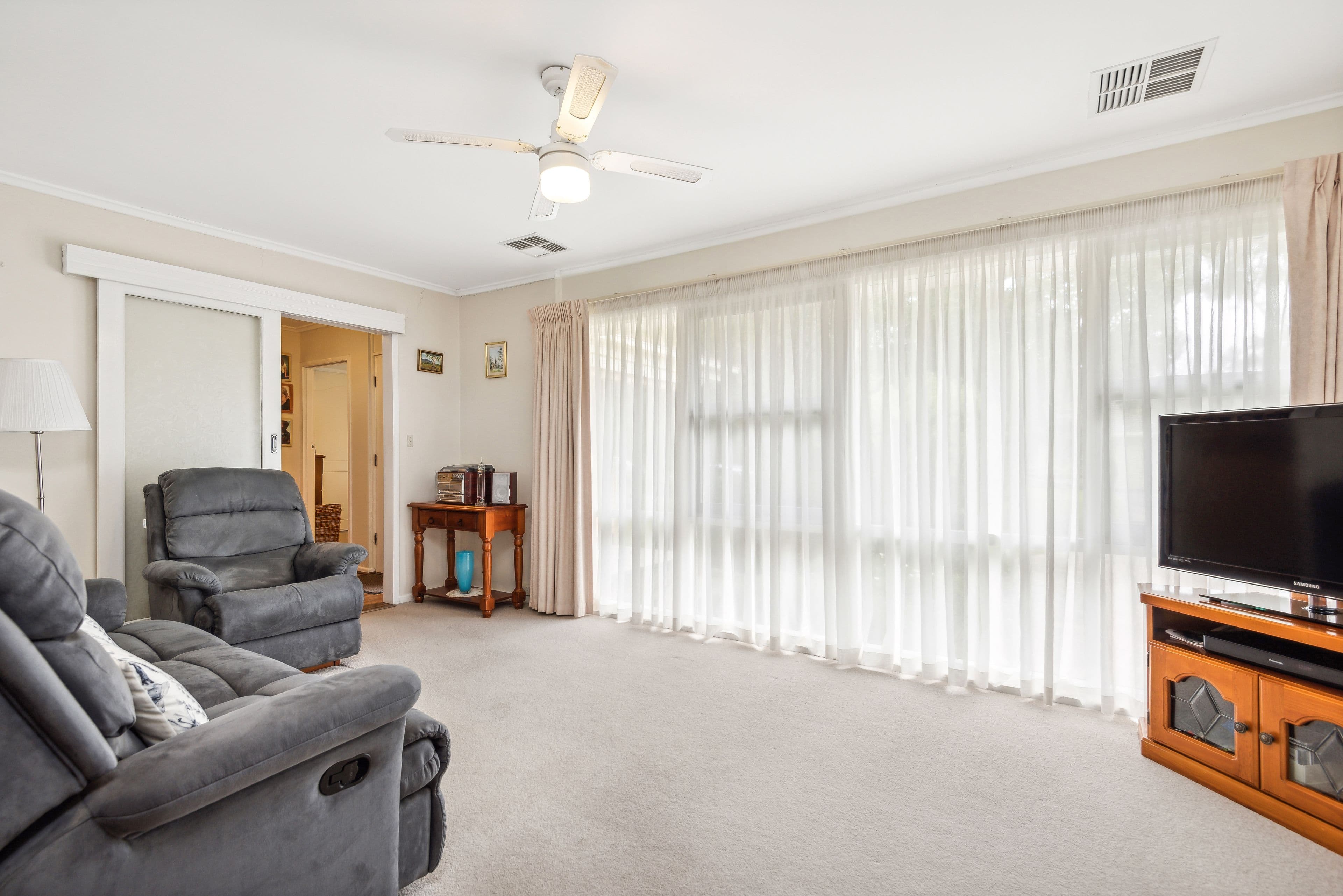 1 Arcoona Avenue, Rostrevor SA 5073, Rostrevor - Thumbnail 2