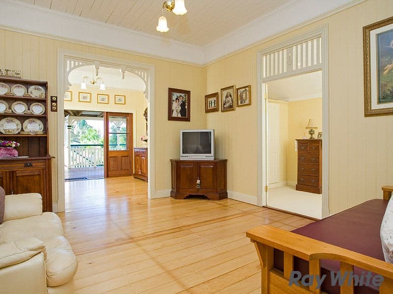 18 Seventh Avenue, KEDRON QLD 4031, Kedron - Thumbnail 3