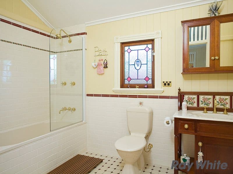 18 Seventh Avenue, KEDRON QLD 4031, Kedron - Thumbnail 8