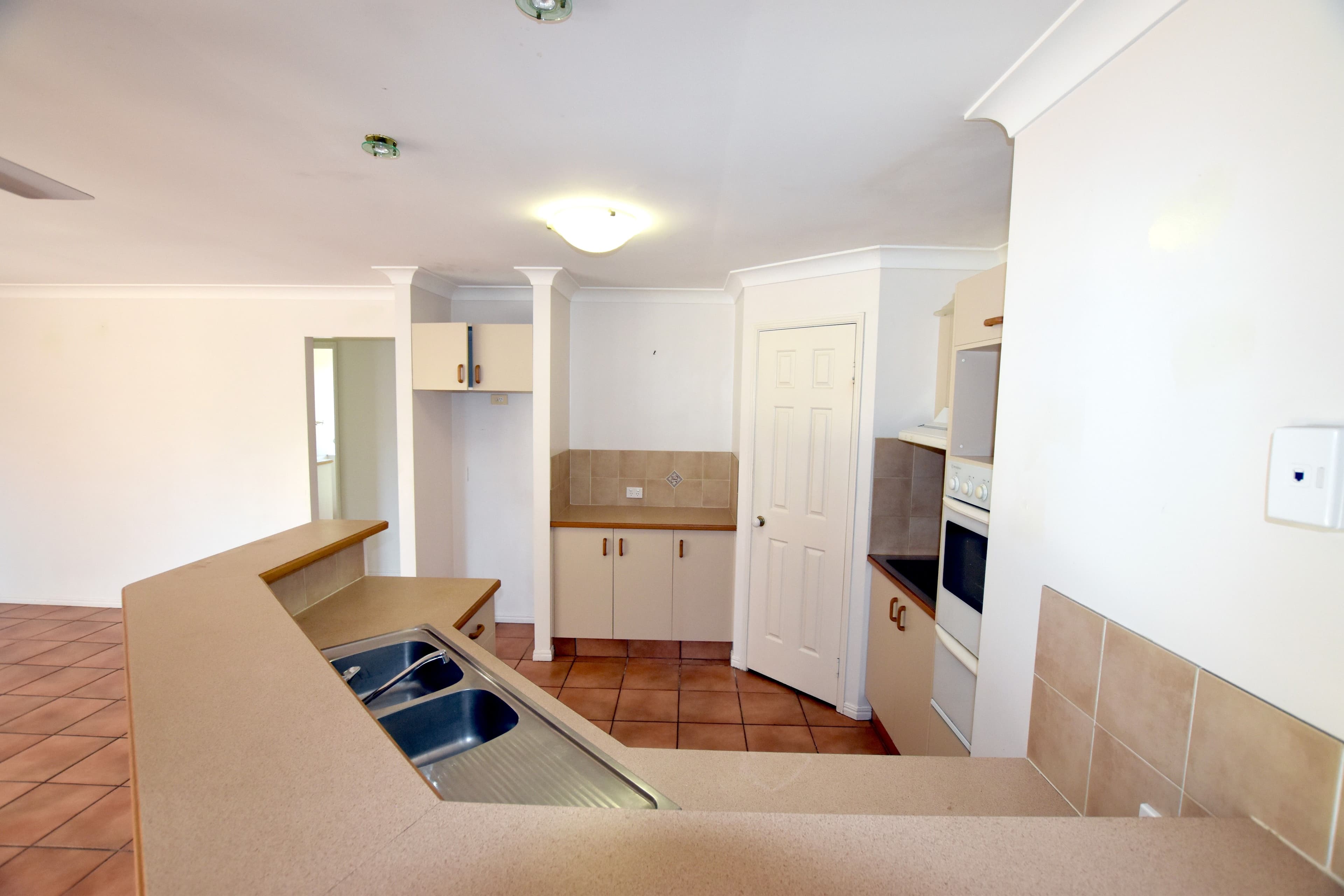 4 Montrose Place, New Auckland QLD 4680, New Auckland - Thumbnail 3