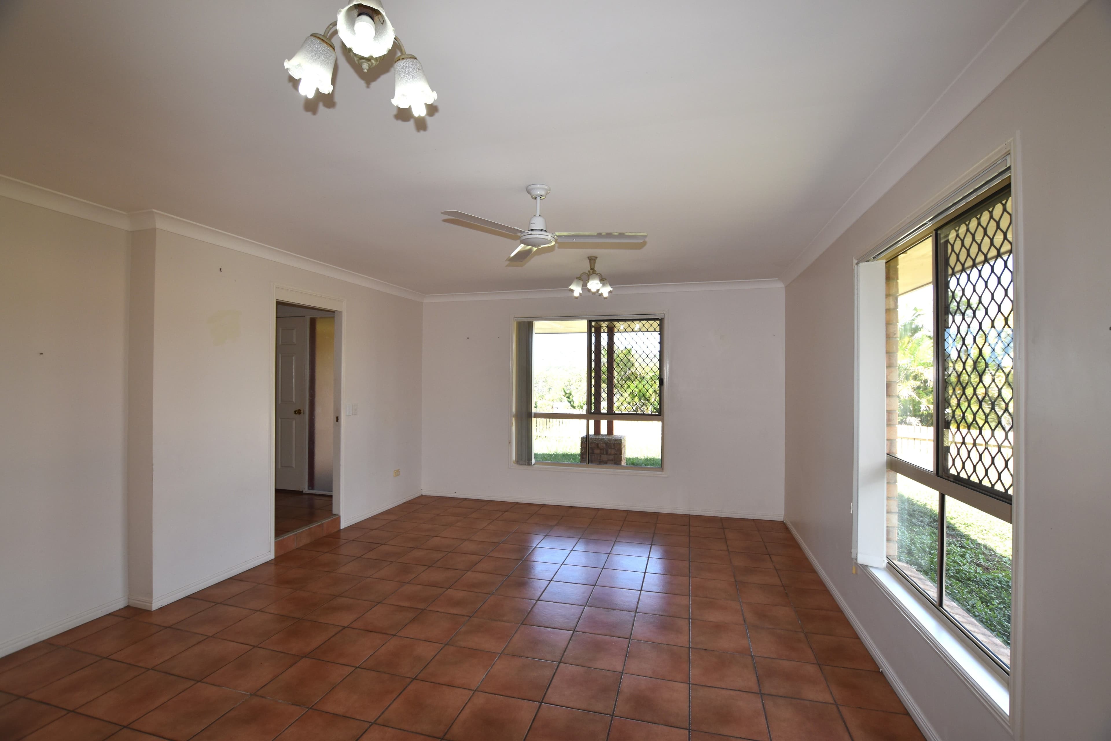 4 Montrose Place, New Auckland QLD 4680, New Auckland - Thumbnail 4