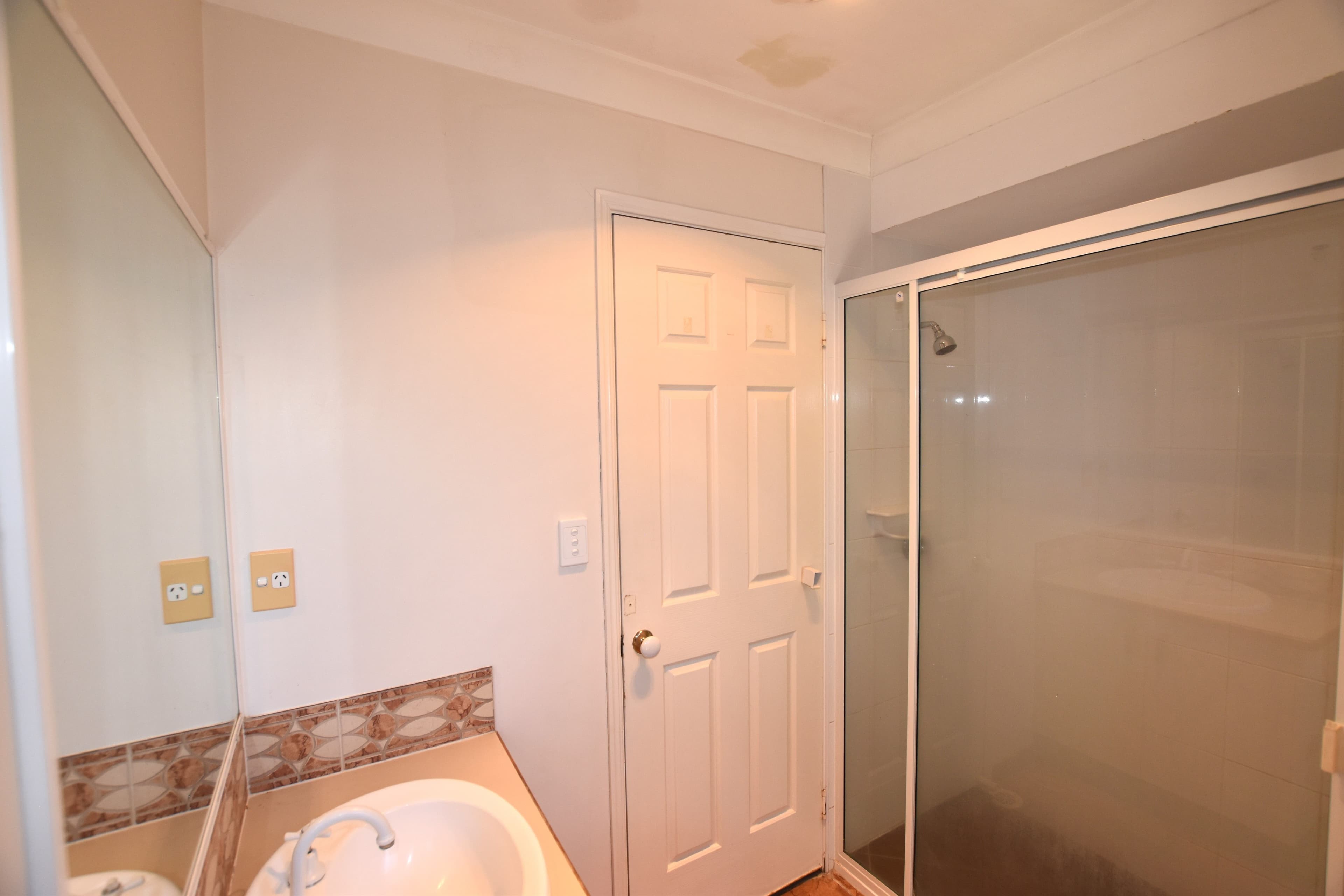 4 Montrose Place, New Auckland QLD 4680, New Auckland - Thumbnail 7
