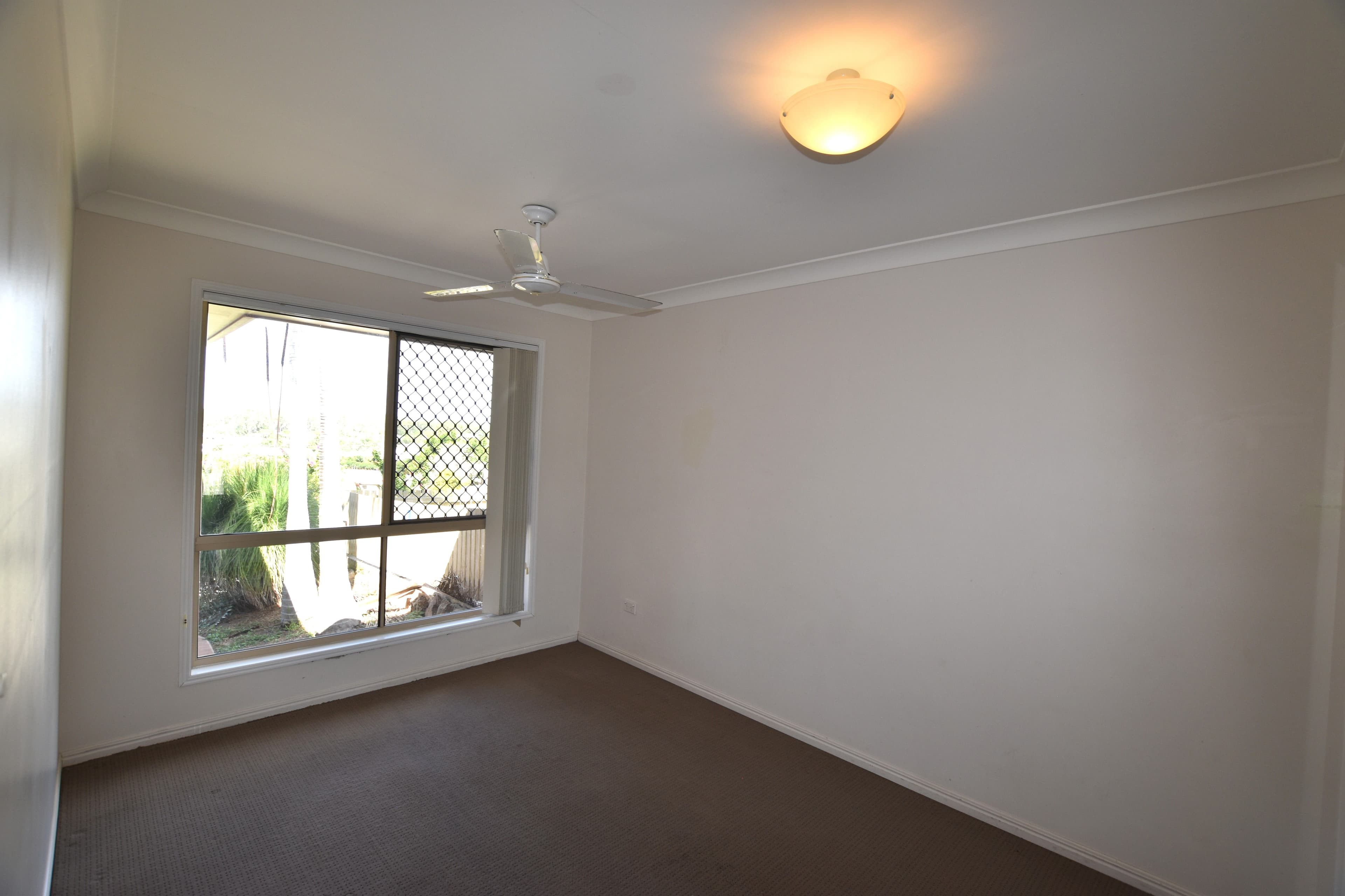 4 Montrose Place, New Auckland QLD 4680, New Auckland - Thumbnail 8