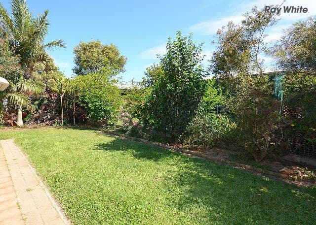 25 Kelly Street, POINT VERNON QLD 4655, Point Vernon - Thumbnail 3