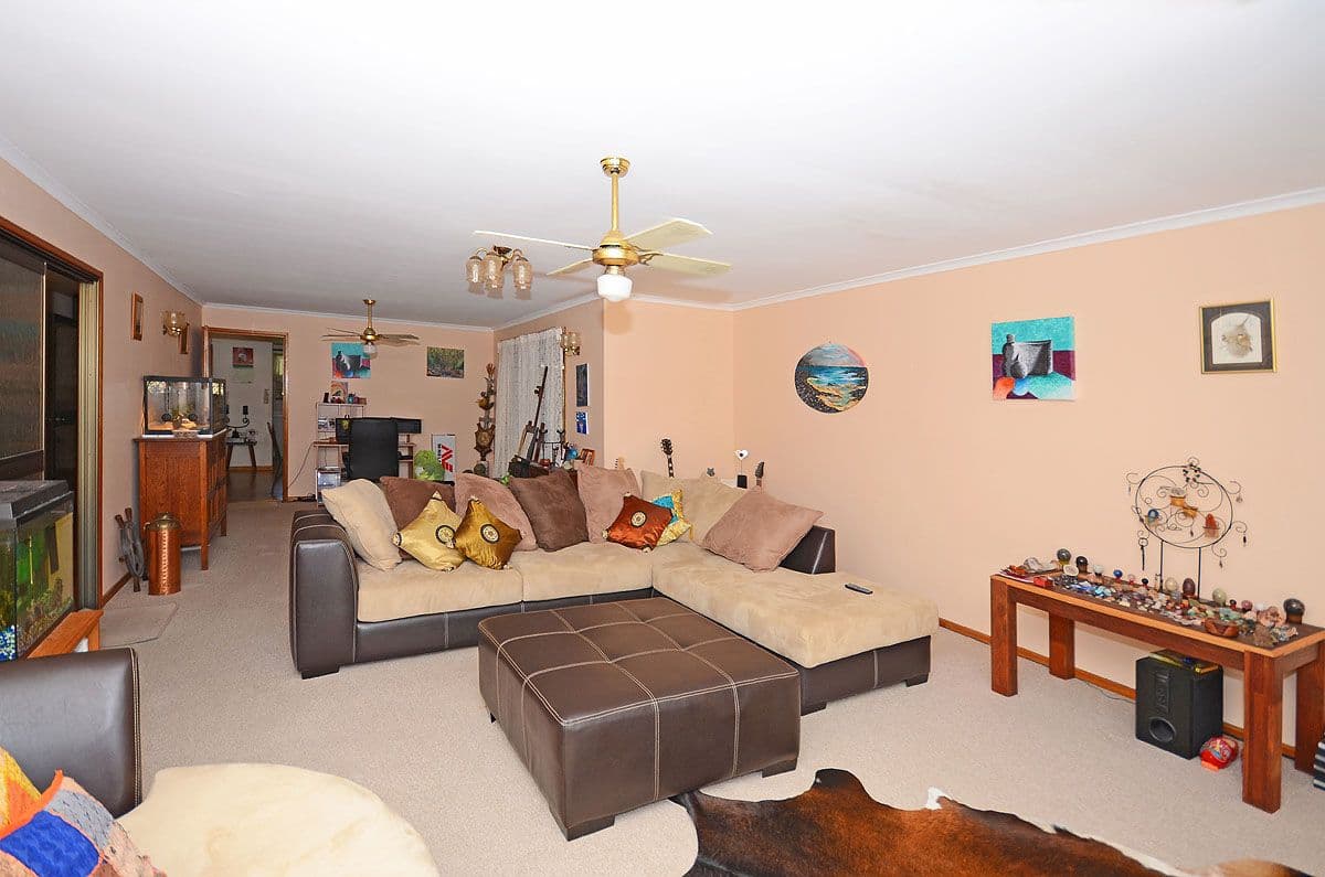 25 Kelly Street, POINT VERNON QLD 4655, Point Vernon - Thumbnail 8