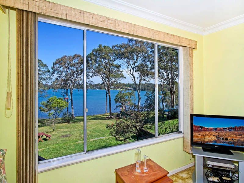 70 Bulgonia Road, BRIGHTWATERS NSW 2264, Brightwaters - Thumbnail 5