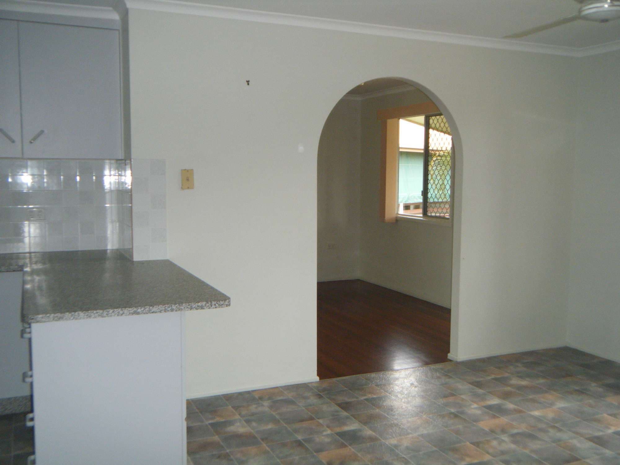 3 Blee Court, CRANBROOK QLD 4814, Cranbrook - Thumbnail 4