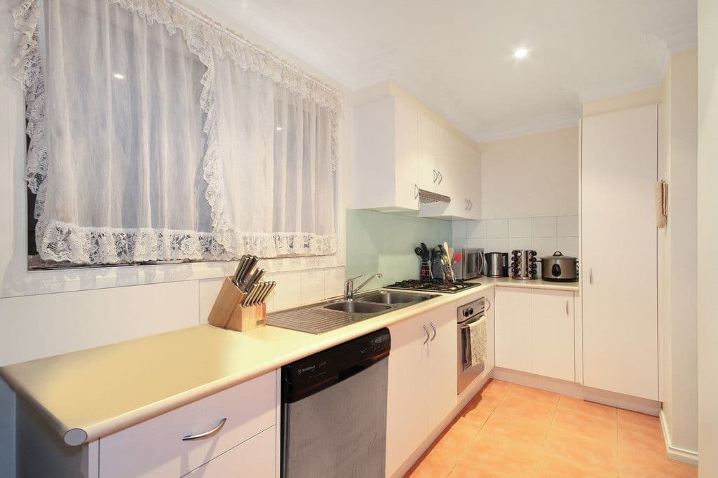 220 Huntingdale Road, HUNTINGDALE VIC 3166, Huntingdale - Thumbnail 3