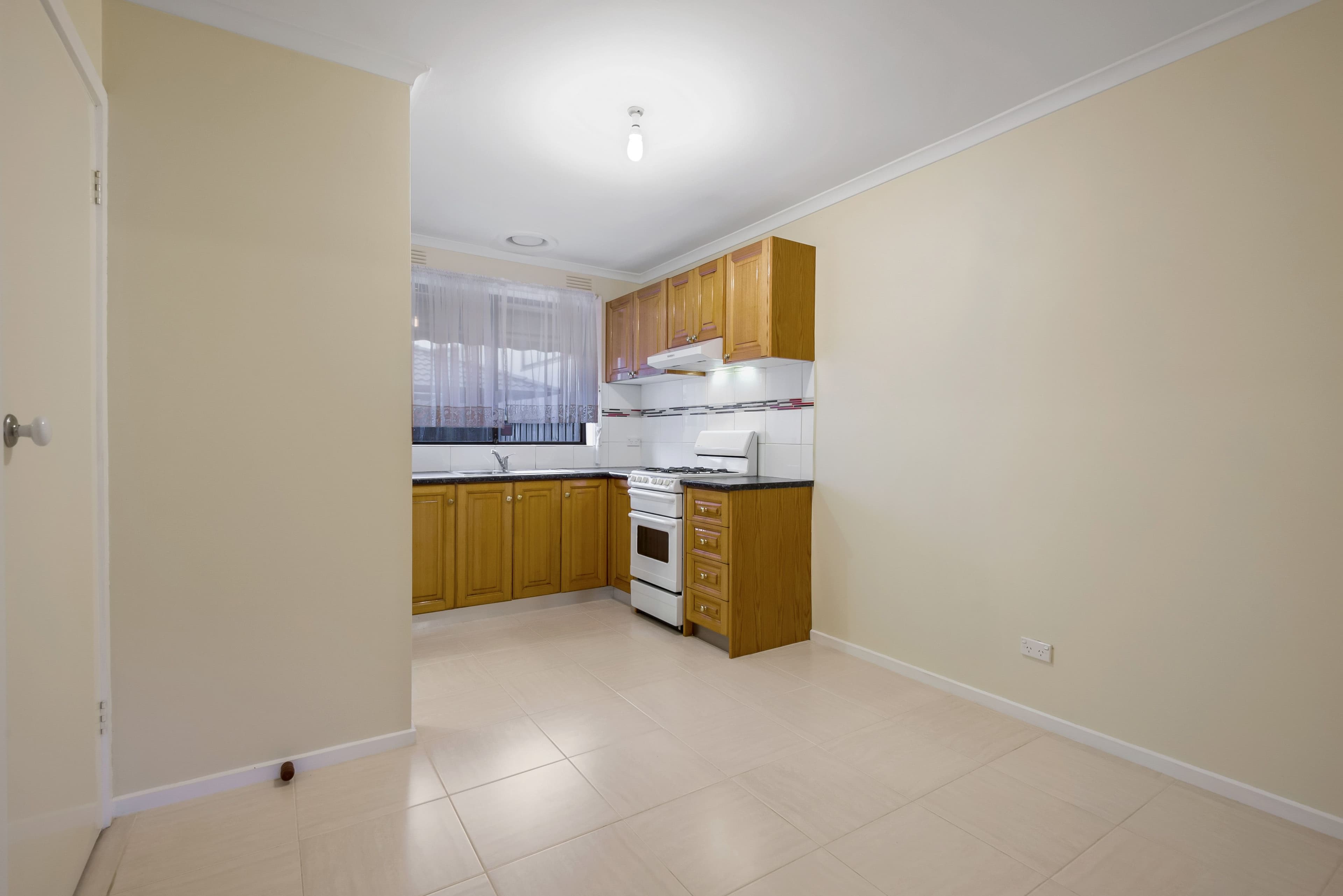 97 Barton Street, Reservoir VIC 3073, Reservoir - Thumbnail 3