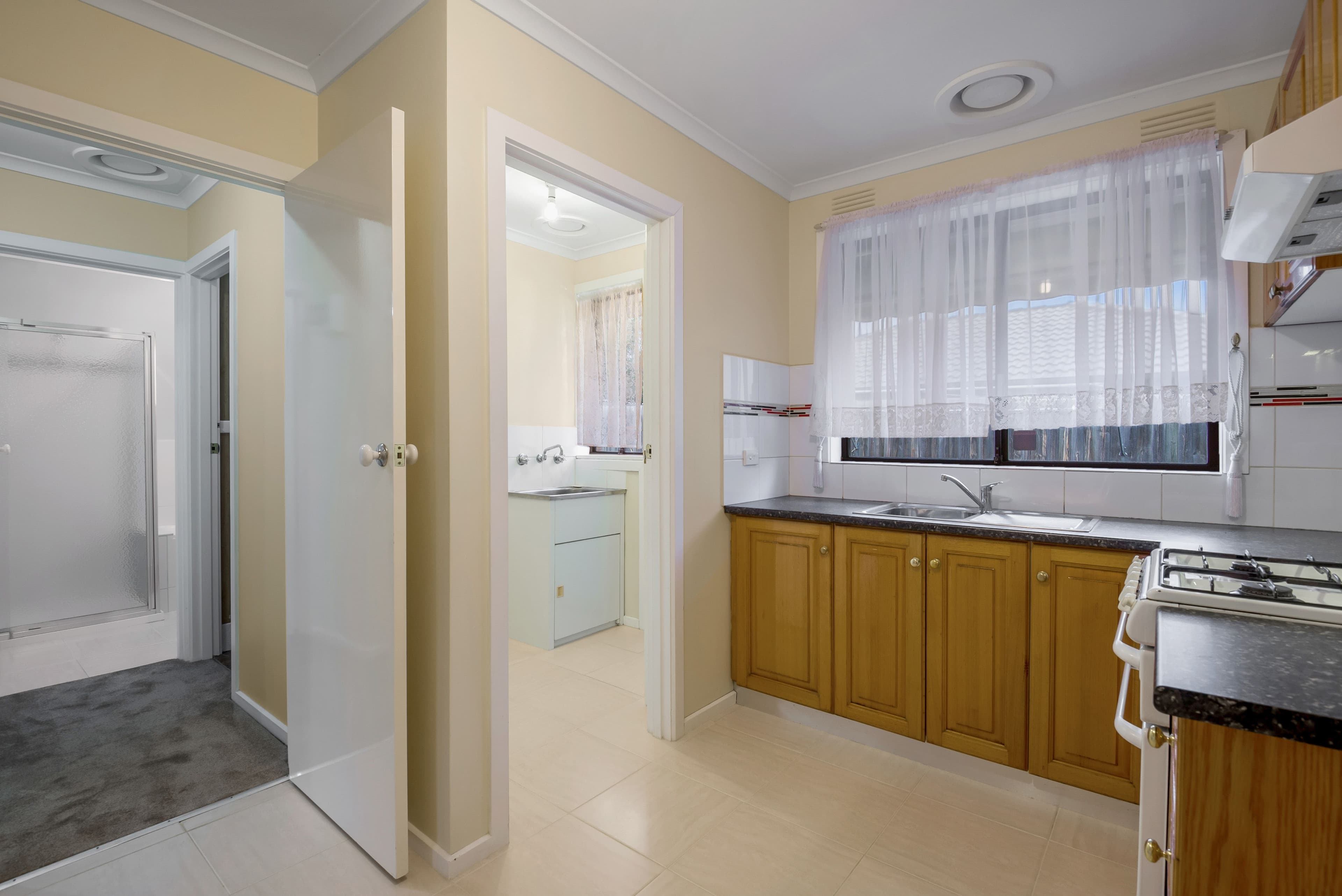 97 Barton Street, Reservoir VIC 3073, Reservoir - Thumbnail 4