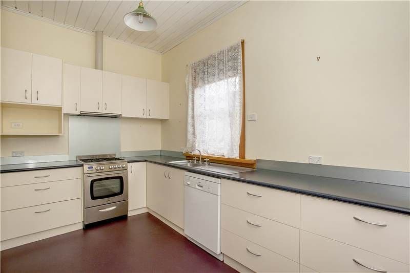 30 O'Connell Street, GEELONG WEST VIC 3218, Geelong West - Thumbnail 4