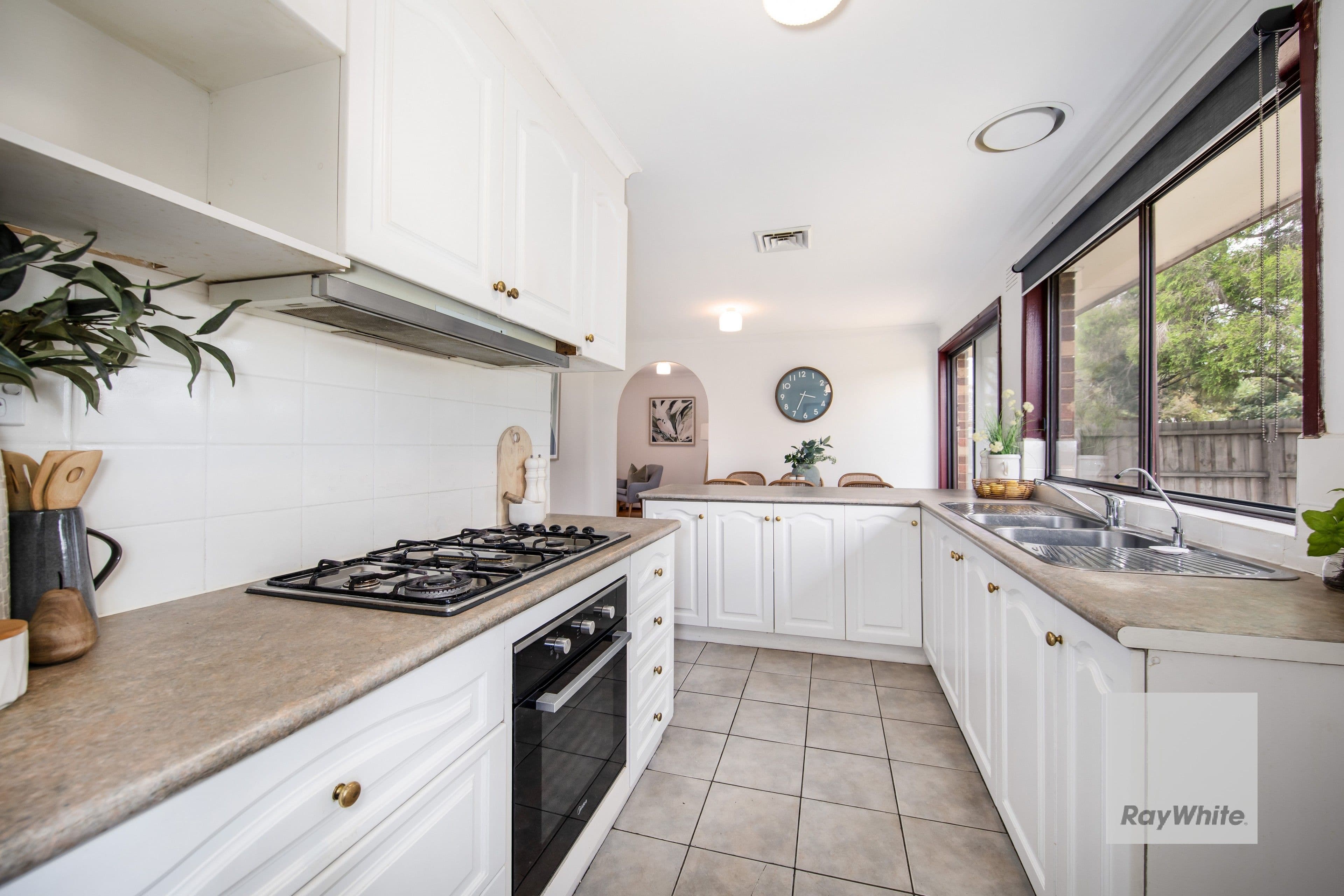 18 Wimmera Crescent, Keilor Downs VIC 3038, Keilor Downs - Thumbnail 4