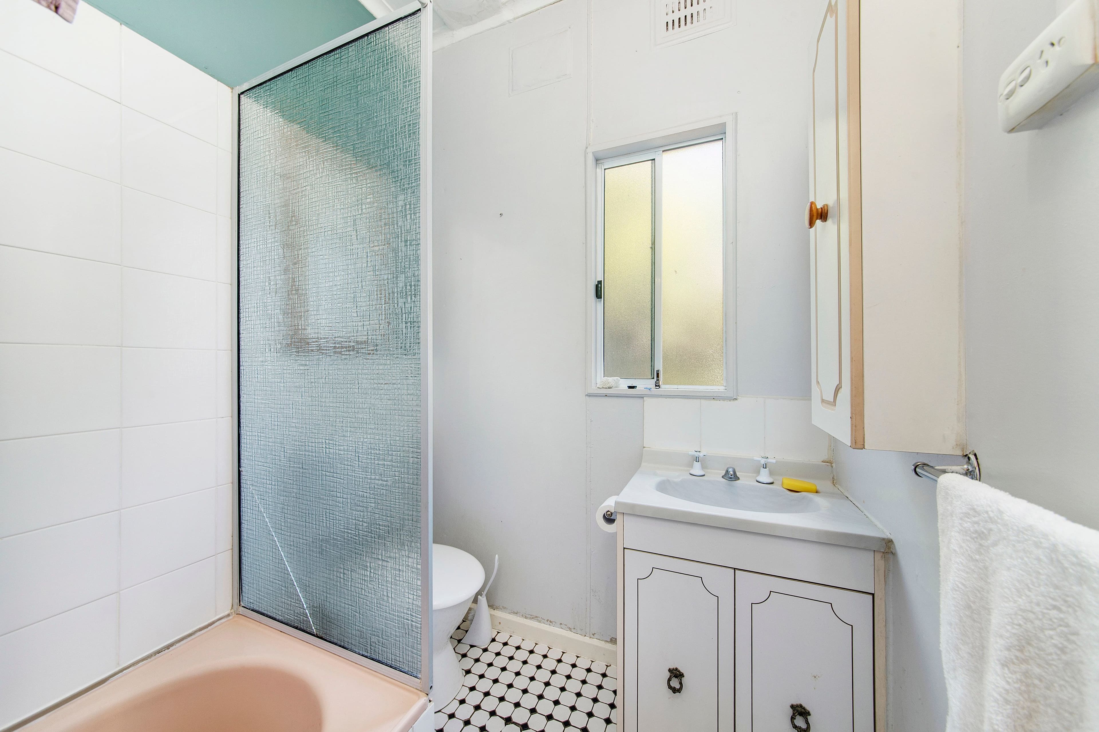 34 Wambool Street, Narrabundah ACT 2604, Narrabundah - Thumbnail 7