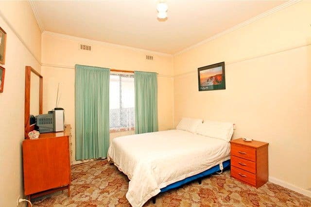 40 Keats Avenue, KINGSBURY VIC 3083, Kingsbury - Thumbnail 5