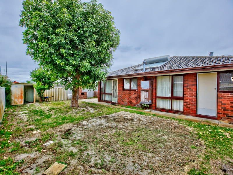35 Wolseley Road, MORLEY WA 6062, Morley - Thumbnail 2