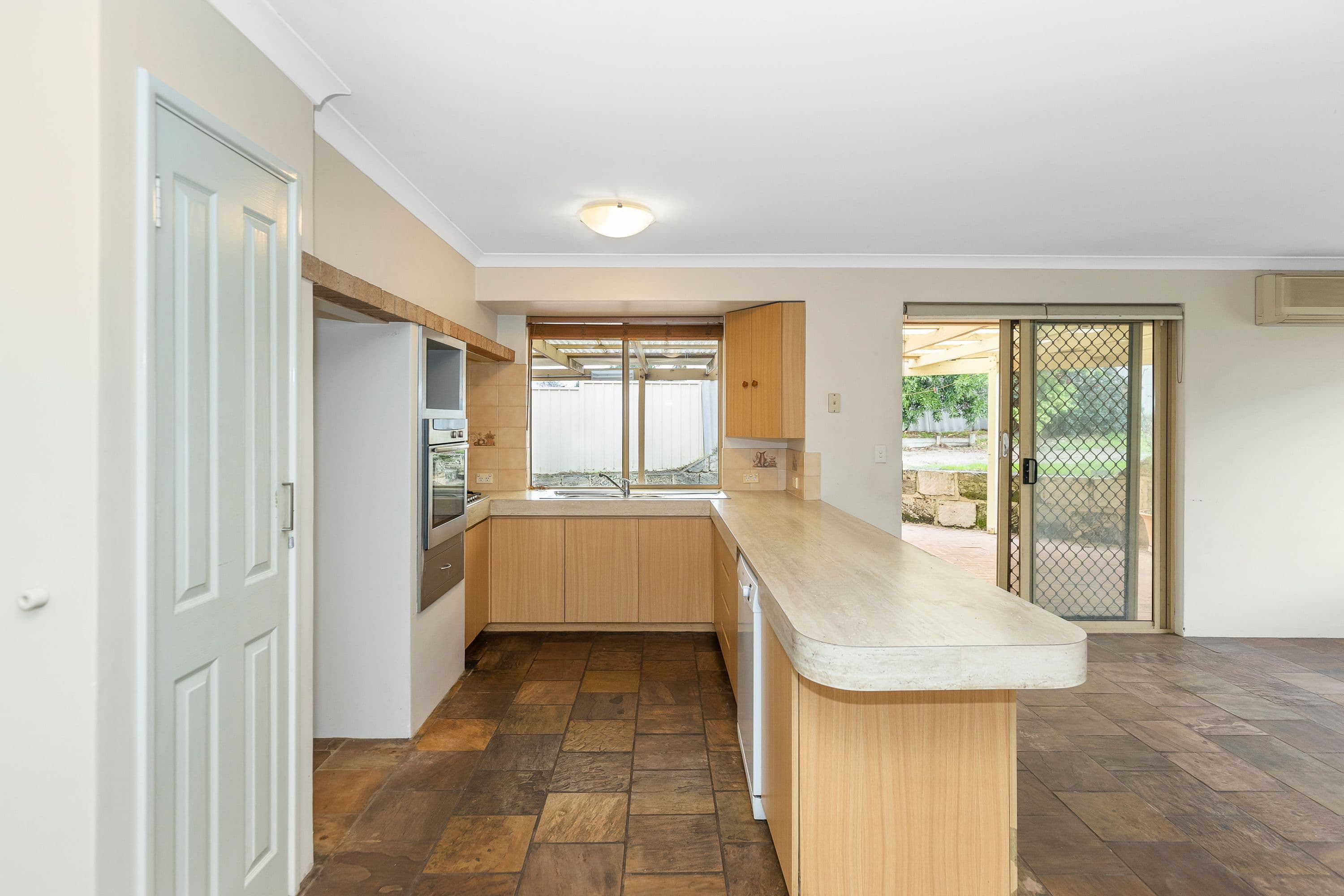 8 Dunmore Circuit, Merriwa WA 6030, Merriwa - Thumbnail 7