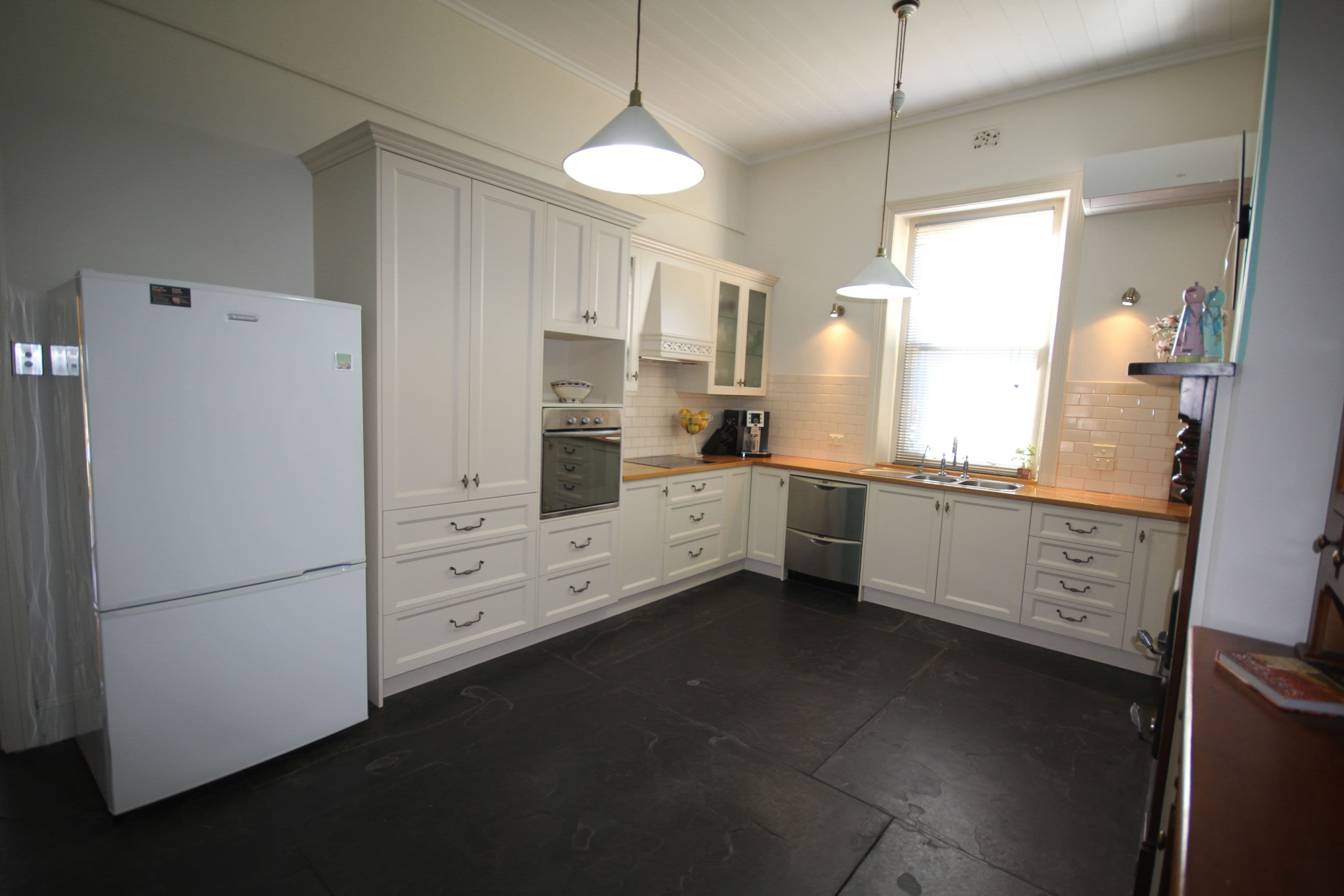 52 Kenny Street, Attwood - Thumbnail 2