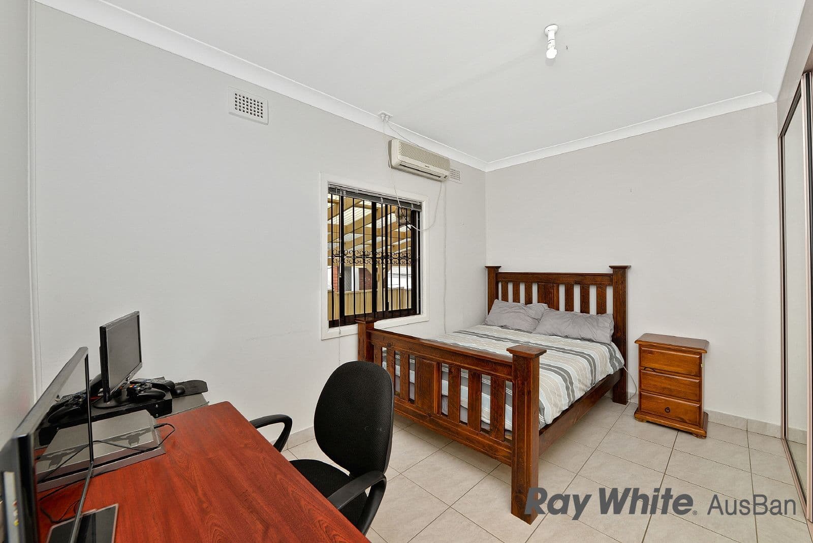 14 Phillip Street, Roselands - Thumbnail 6