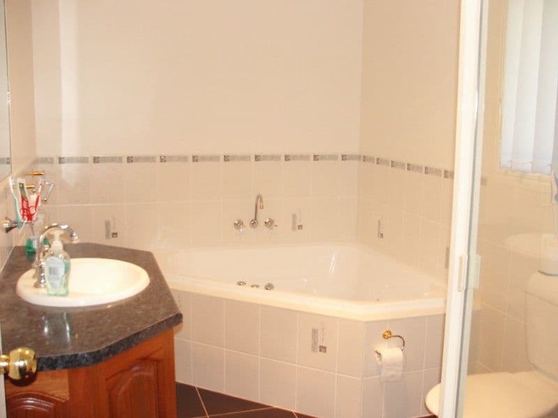 10 Cobble Court, NORMAN GARDENS QLD 4701, Norman Gardens - Thumbnail 7