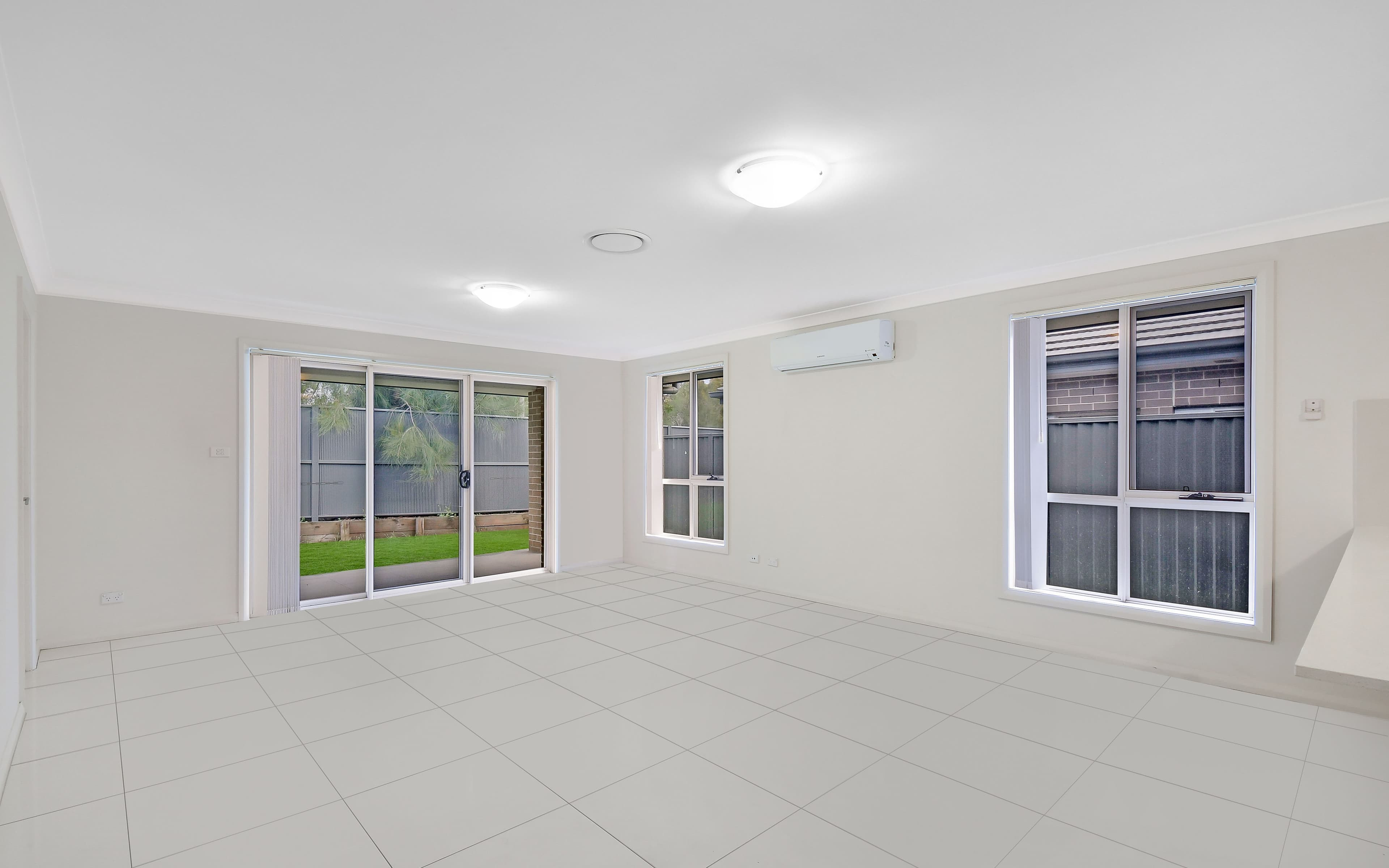 10 Fishburn Street, JORDAN SPRINGS NSW 2747, Jordan Springs - Thumbnail 2