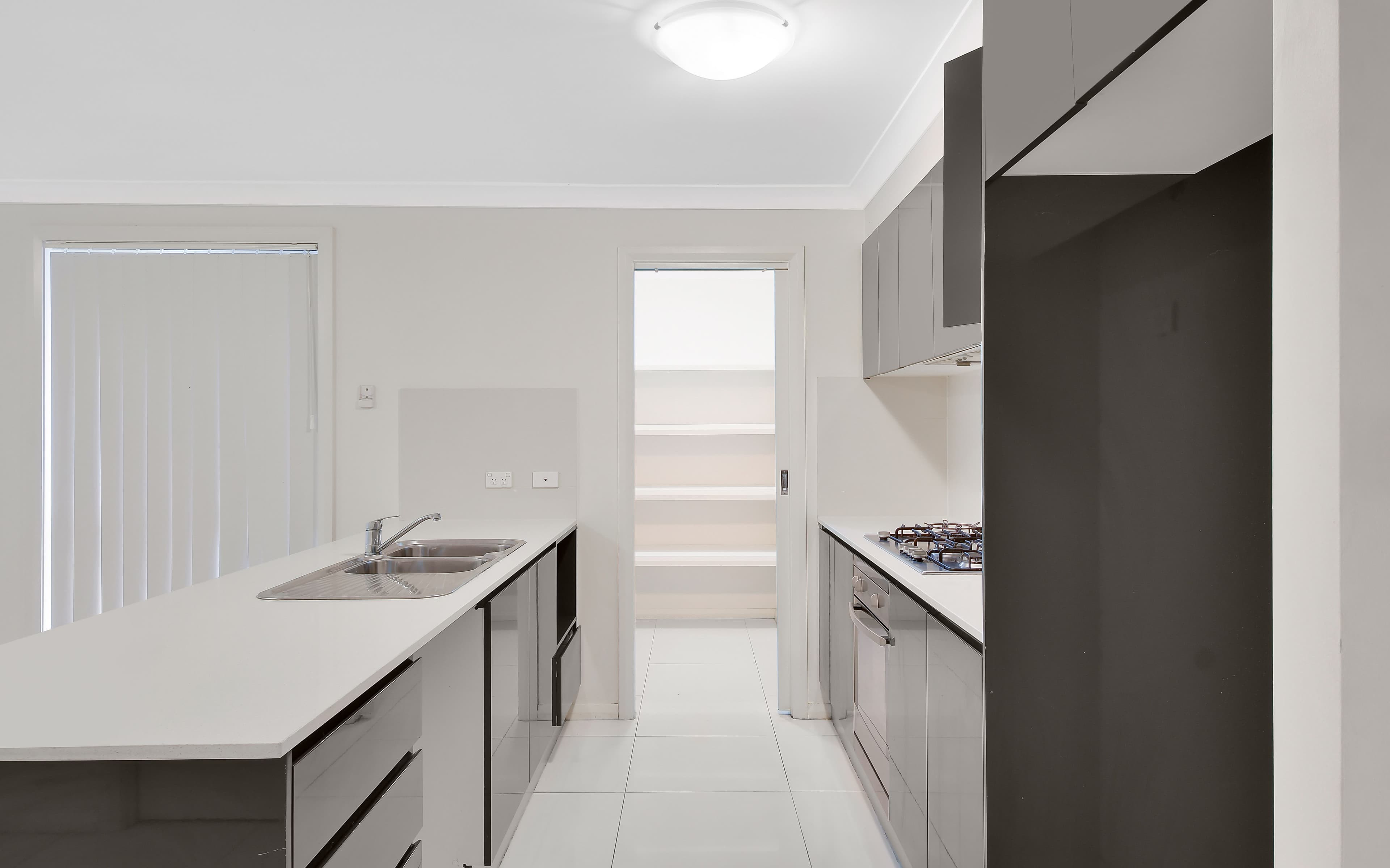 10 Fishburn Street, JORDAN SPRINGS NSW 2747, Jordan Springs - Thumbnail 5