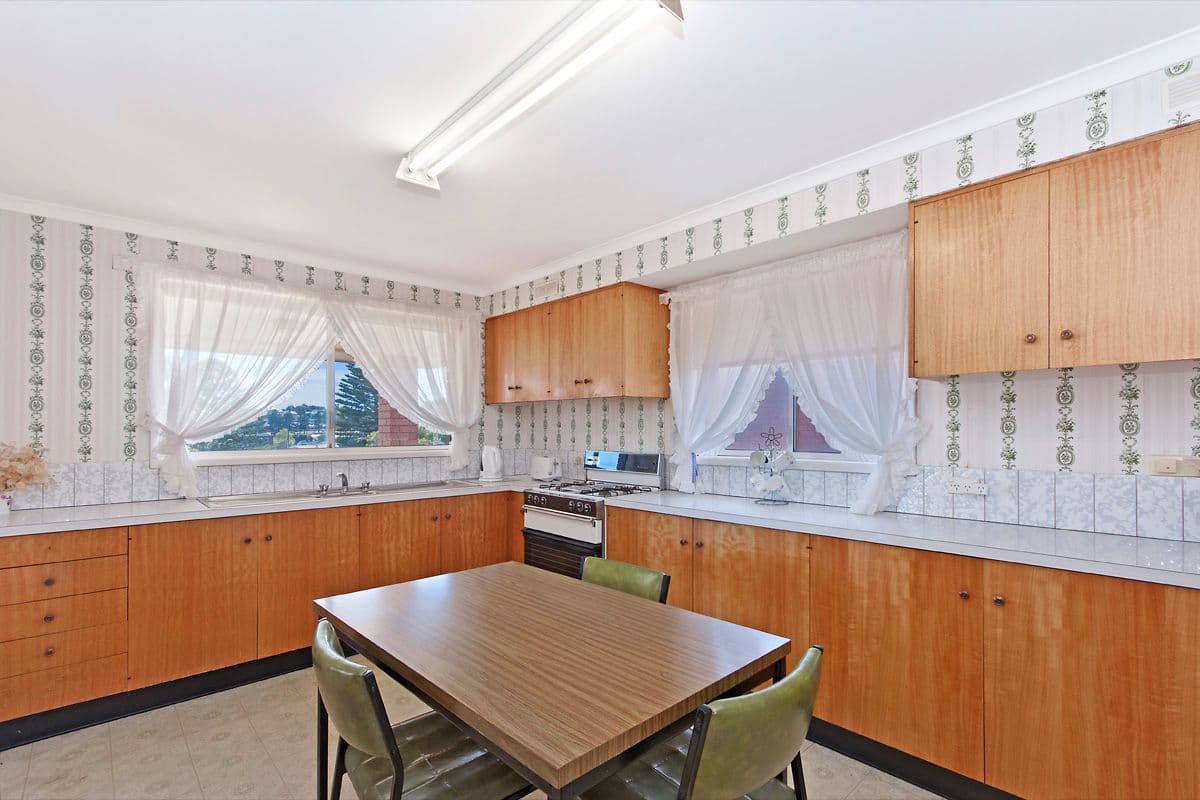 8 Hotham Street, Warrnambool VIC 3280, Warrnambool - Thumbnail 5