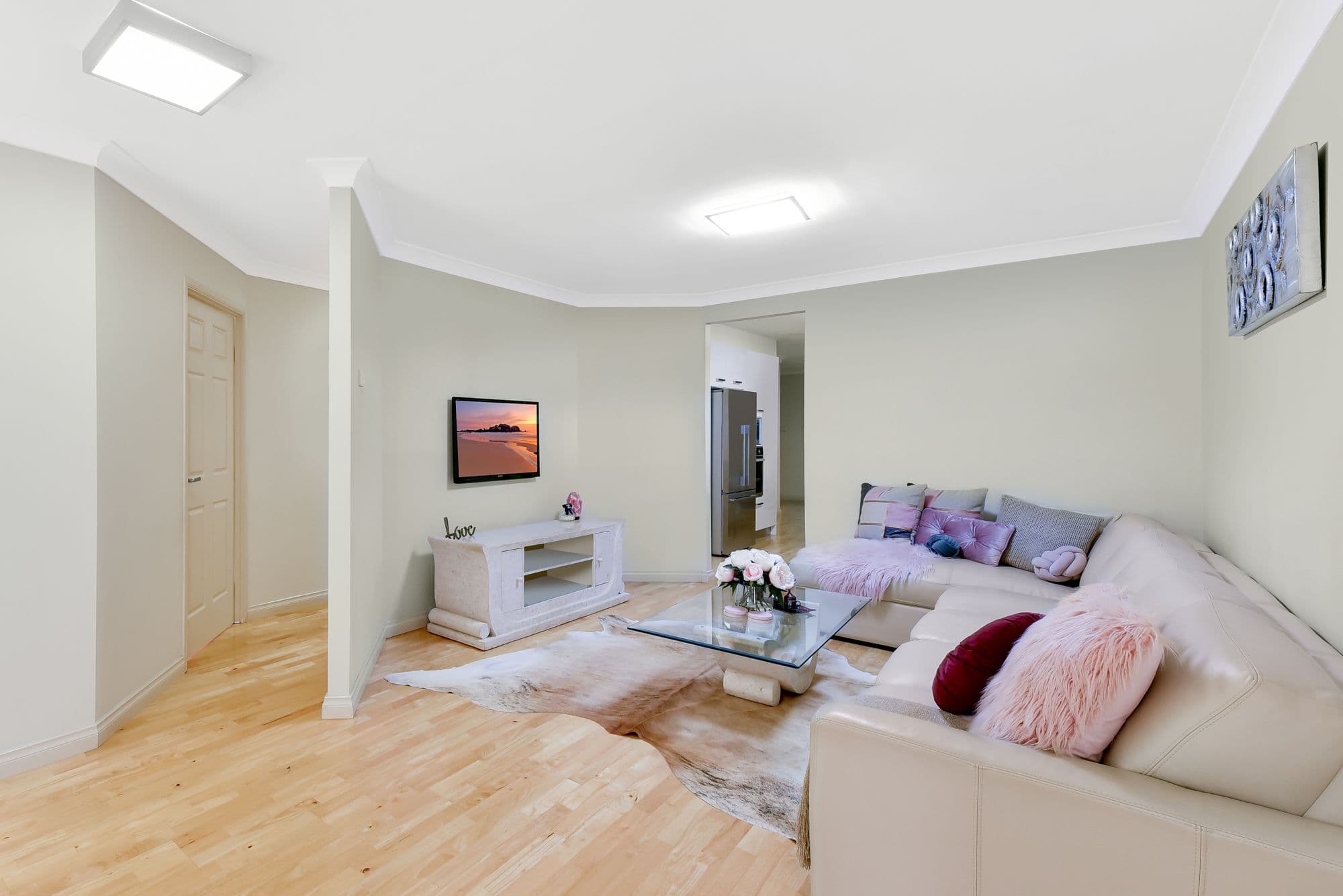 5 Ian Place, Casula - Thumbnail 3