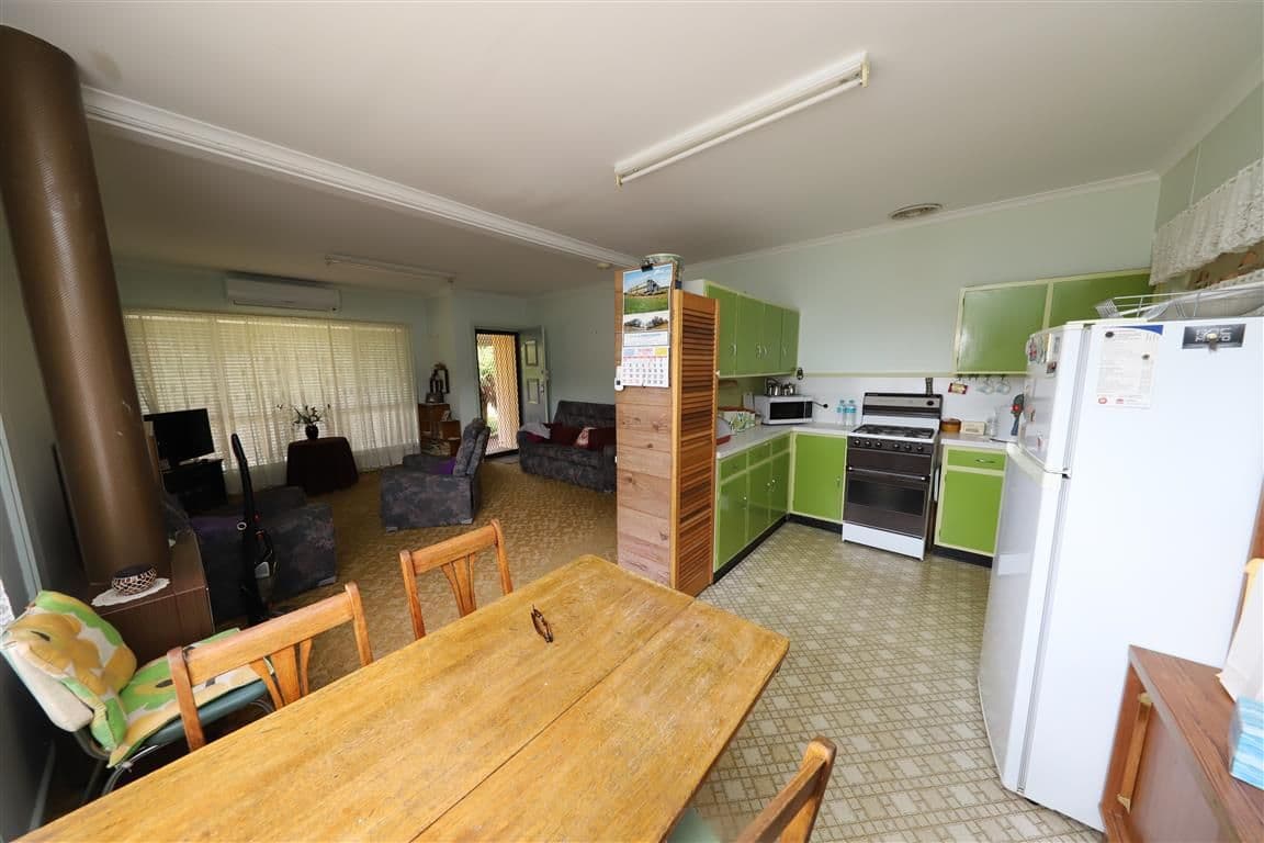 58 Wakehurst Avenue, Batlow NSW 2730, Batlow - Thumbnail 6