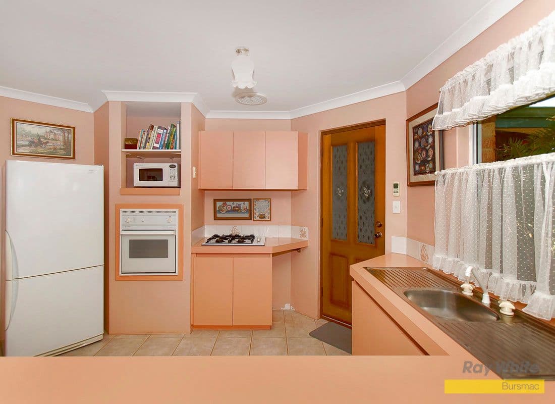 16 Yandal Crescent, BALLAJURA WA 6066, Ballajura - Thumbnail 3