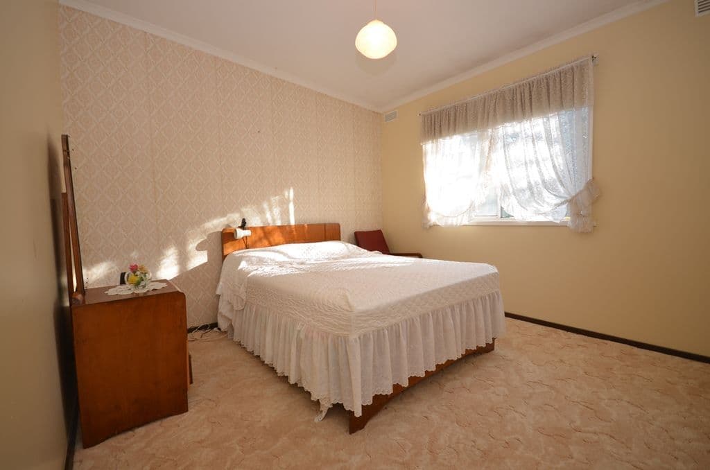 405 Forest Street, WENDOUREE VIC 3355, Wendouree - Thumbnail 4